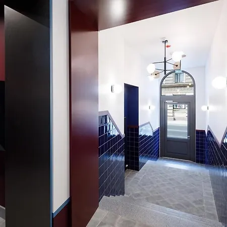 Retreat Design Apartment