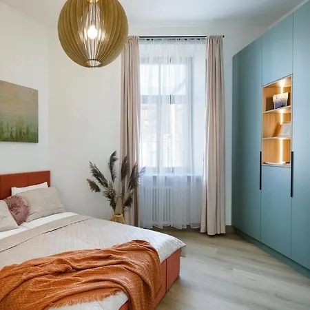 Retreat Design