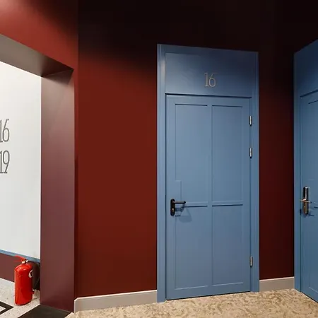 Retreat Design דירה *