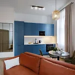 Retreat Design Dzīvoklis