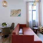 Retreat Design Riga