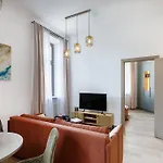 Retreat Design *