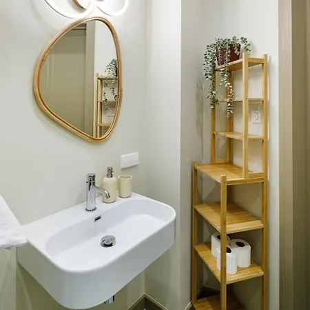 Retreat Design 아파트 *